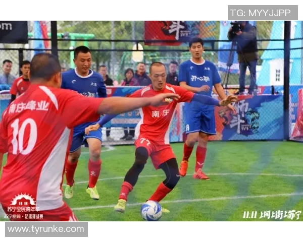 赵达裕足球明星的崛起与成就揭秘：从青涩少年到绿茵场上的传奇之路