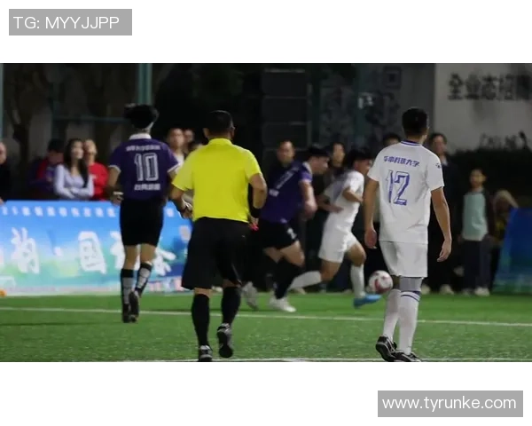 足球明星们夏日消暑大作战吃雪糕的欢乐瞬间尽在视频中