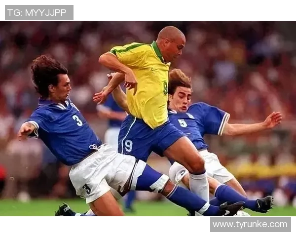 意大利足球传奇人物盘点：谁是最闪耀的明星球员